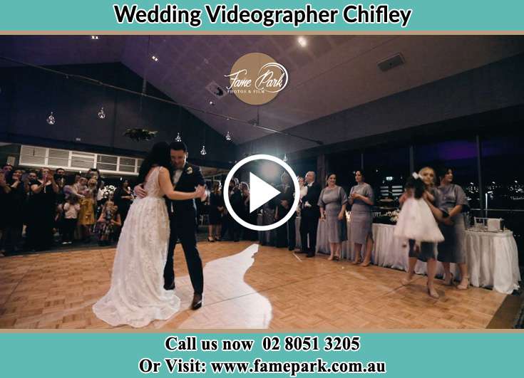 Bride and Groom at the dance floor Chifley NSW 2036