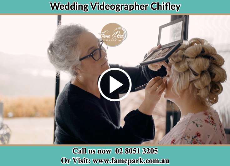 Bride getting her make up done Chifley NSW 2036